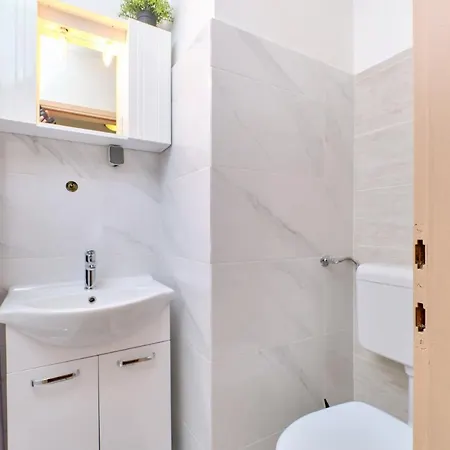 Apartments Vanda Mali Losinj Exterior photo