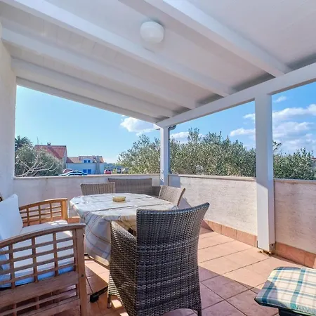 Apartments Vanda Mali Losinj Exterior photo
