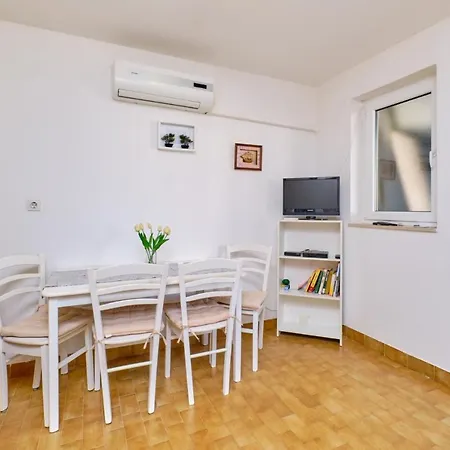 Apartments Vanda Mali Losinj Exterior photo